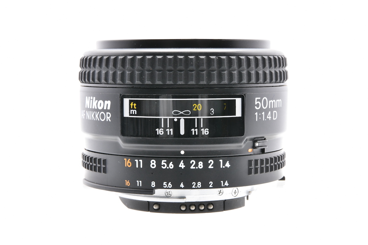50mm Nikon AF Nikkor Lens | D - f⁄1.4D Review f⁄1.4 lens