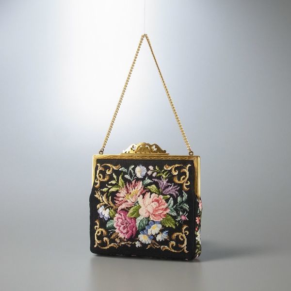 GL0771▽プチポワン/花柄刺繍/petit point*口枠式*チェーンバッグ/ハンドバッグ/ミニバッグ/鞄*ブラック系