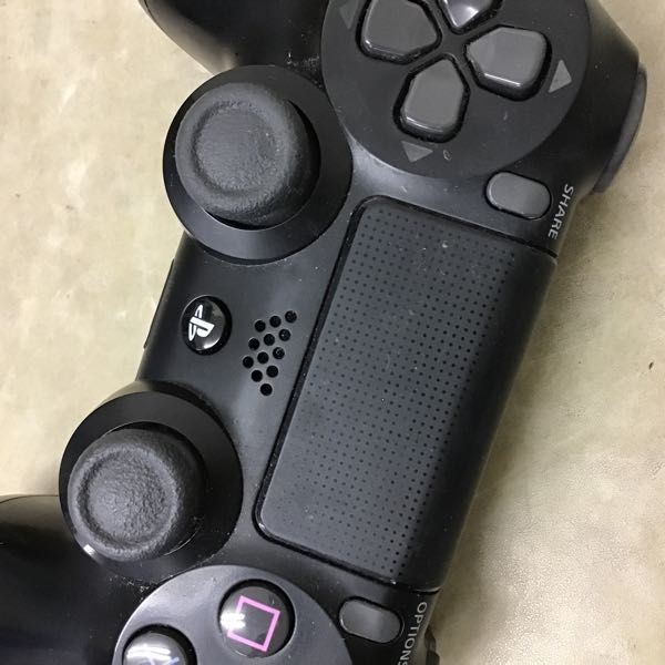 PlayStation 4 ジェット・ブラック 1TB (CUH-2200BB01