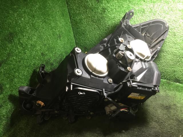 クラウン DAA-GWS204 右ヘッドランプ ライト 1F7 70558 【公式通販】