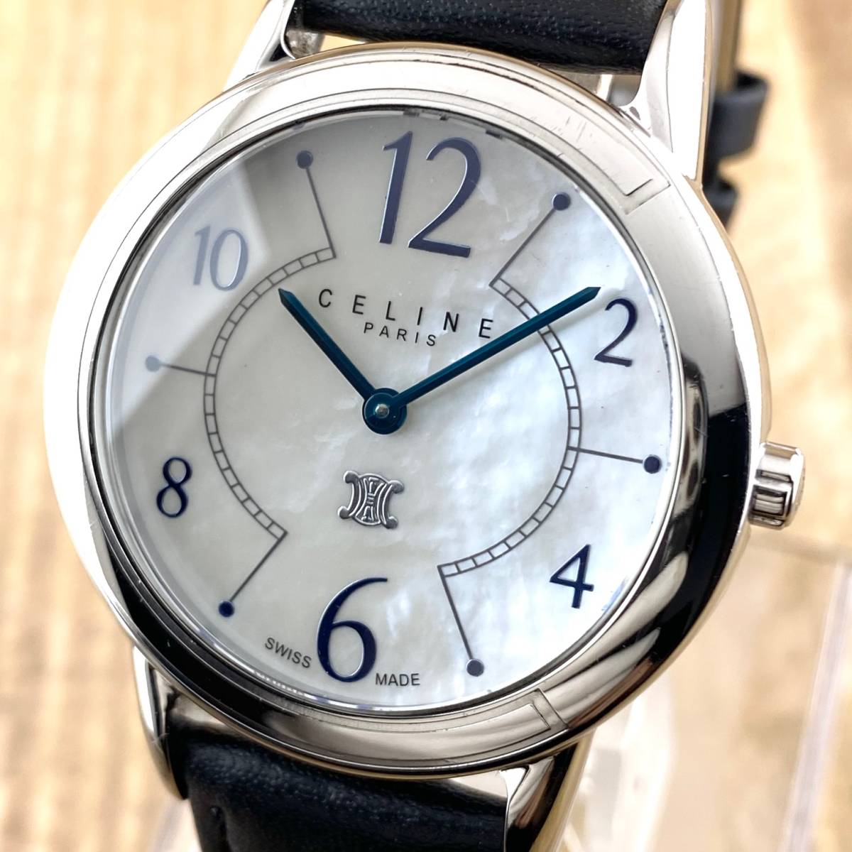 1円 CELINE セリーヌ クォーツ 時計 シェル文字盤 箱付き タイトル