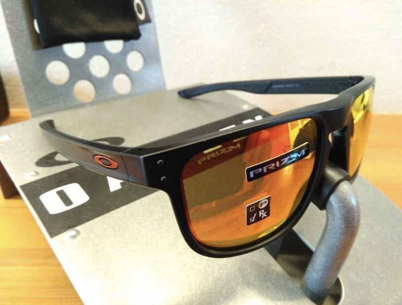 最終値下げ　Oakley サングラス 付属品あり OAKLEY！激安最終大幅値下げ！最後！！早い者勝ち！ 値下早い者勝ち