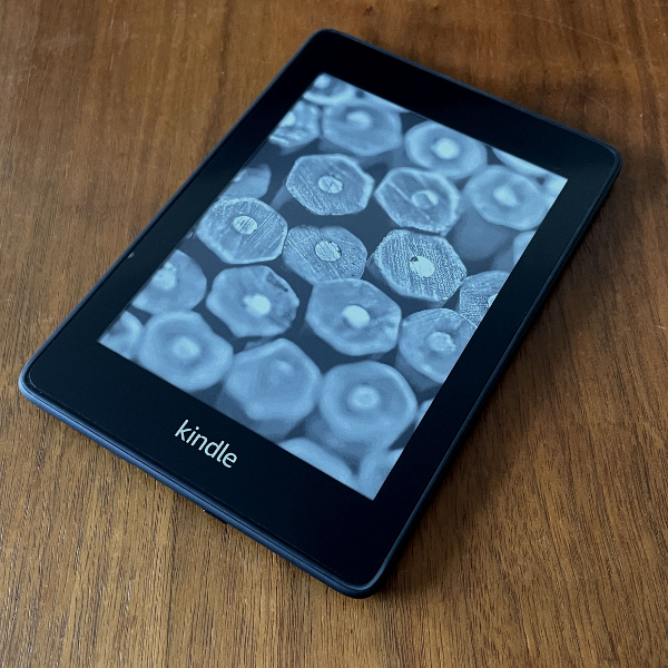 全国無料，豊富な 美品 Kindle Paperwhite 第10世代 8GB Wifi 広告なし