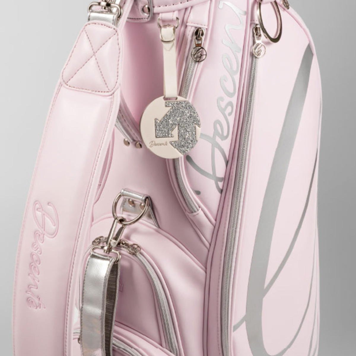 1度使用のみ】デサントゴルフ LUXE キャディバッグ ピンク デサント