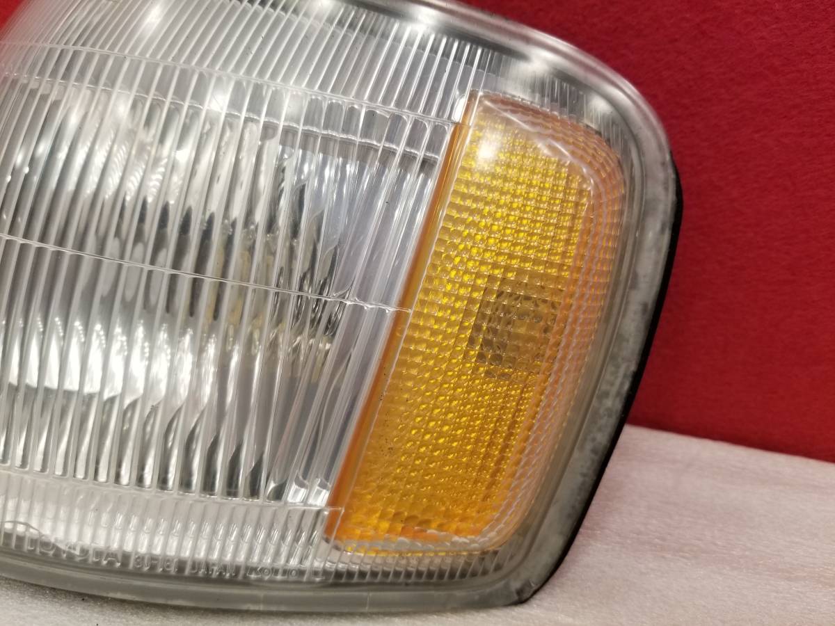 １３クラウン 純正コーナーランプ Y11】トヨタ クラウン ワゴン 130 JZS130 純正 左 コーナーレンズ 30
