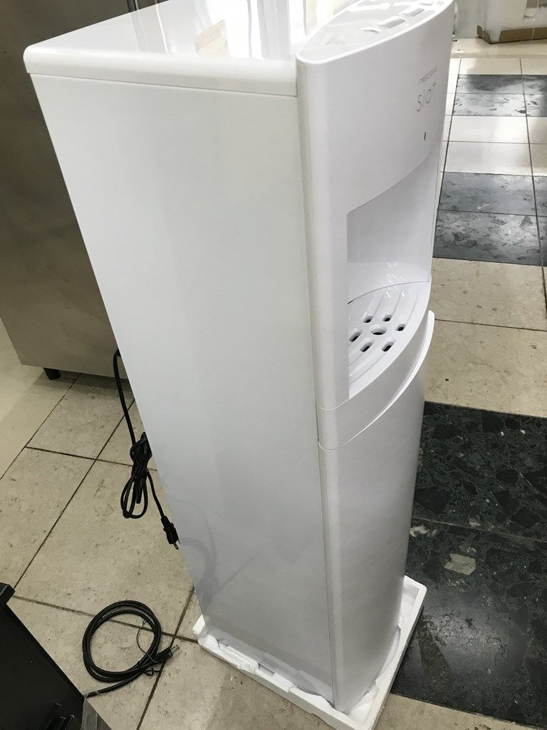 FRECIOUS ウォーターサーバー WFD-1040 床置きタイプ FRECIOUS