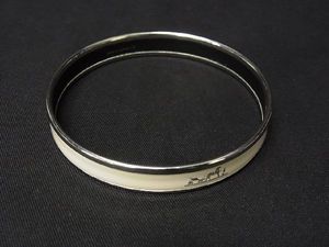 エルメス バングル 馬の値段と価格推移は 41件の売買情報を集計したエルメス バングル 馬の価格や価値の推移データを公開