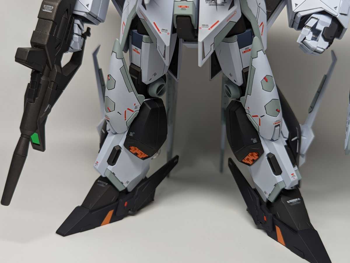 1円スタート 完成品 塗装改修済 バンダイ HGUC 1/144 クスィーガンダム