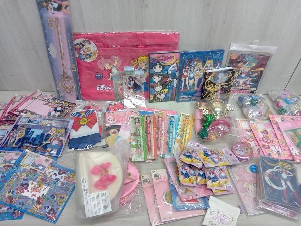美少女戦士　セーラームーン カードダス フィギュア 手帳　グッズ　まとめ売り 美少女戦士セーラームーン グッズ まとめ売り 美少女戦士
