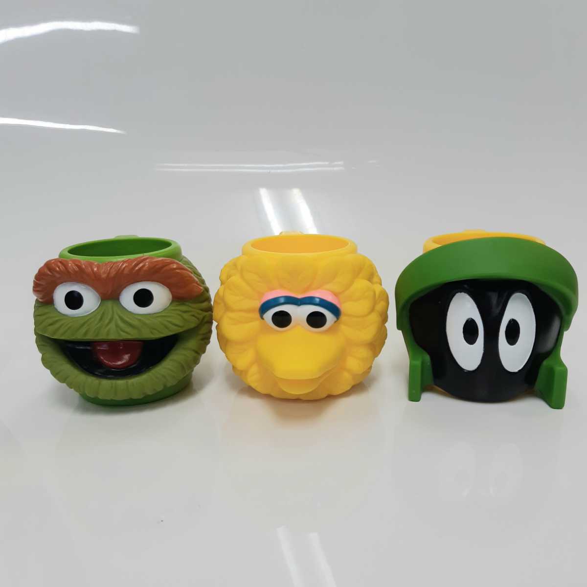  セサミストリート 他キャラクター フェイス型マグカップ(セサミストリート)｜売買されたオークション情報、yahooの商品情報をアーカイブ公開 - オークファン セサミストリート