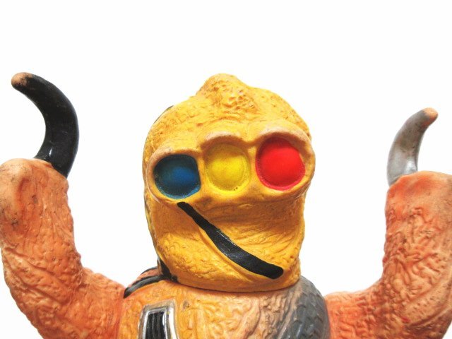 XN101◇マスダヤ スペクトルマン 交通事故怪獣 クルマニクラス ソフビ 