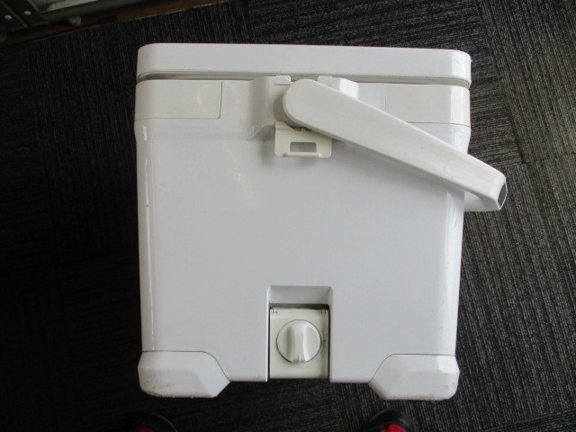シマノFIXCEL PREMIUM300 ZF-030G 6面真空＋ウレタン断熱 30L 中古