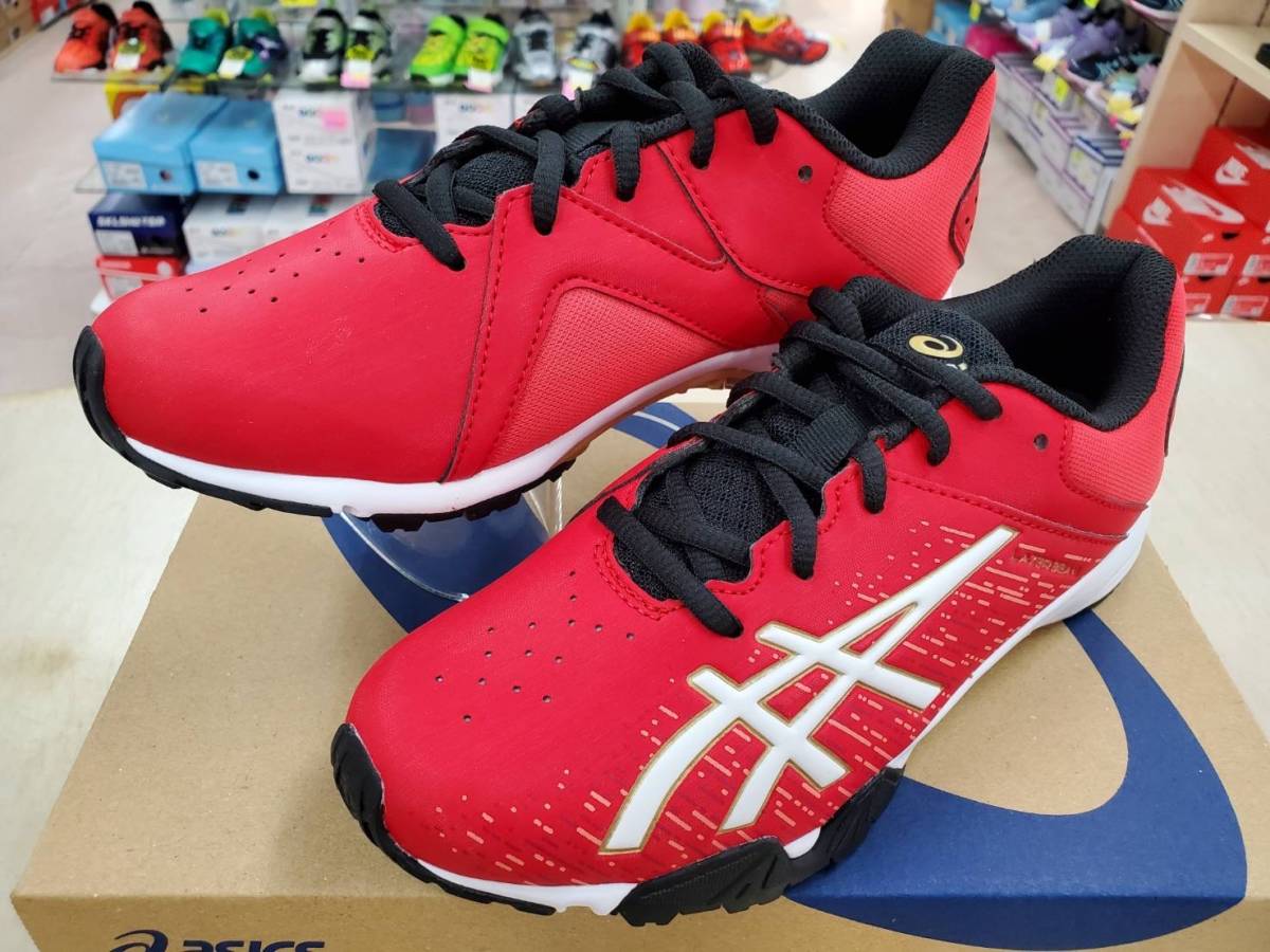 新品即決24.0cm★asicsアシックス LAZERBEAMレーザービーム 1154A137 ジュニア ランニング☆運動靴 紐靴シューレース 子供靴 ！2022年NEW
