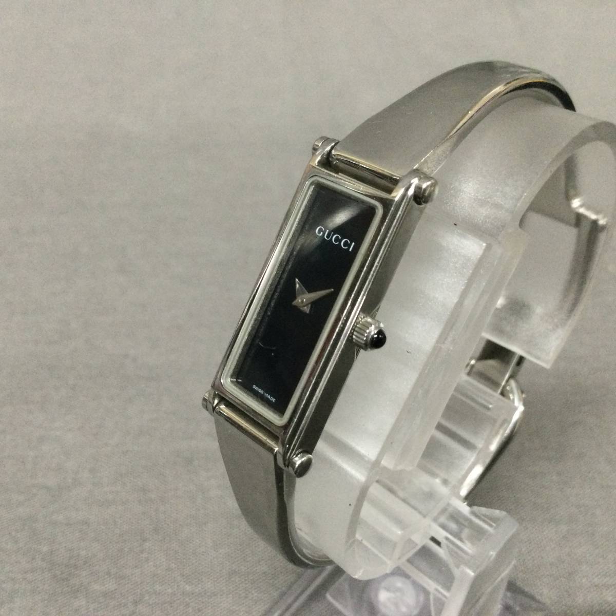 品質保証，お買い得 040725 208616 GUCCI グッチ 腕時計 1500 L 文字盤ブラック系 スクエア レディース QUARTZ クオーツ 稼働品(女性用)｜売買されたオークション情報、yahooの商品情報をアーカイブ公開 - オークファン 女性用