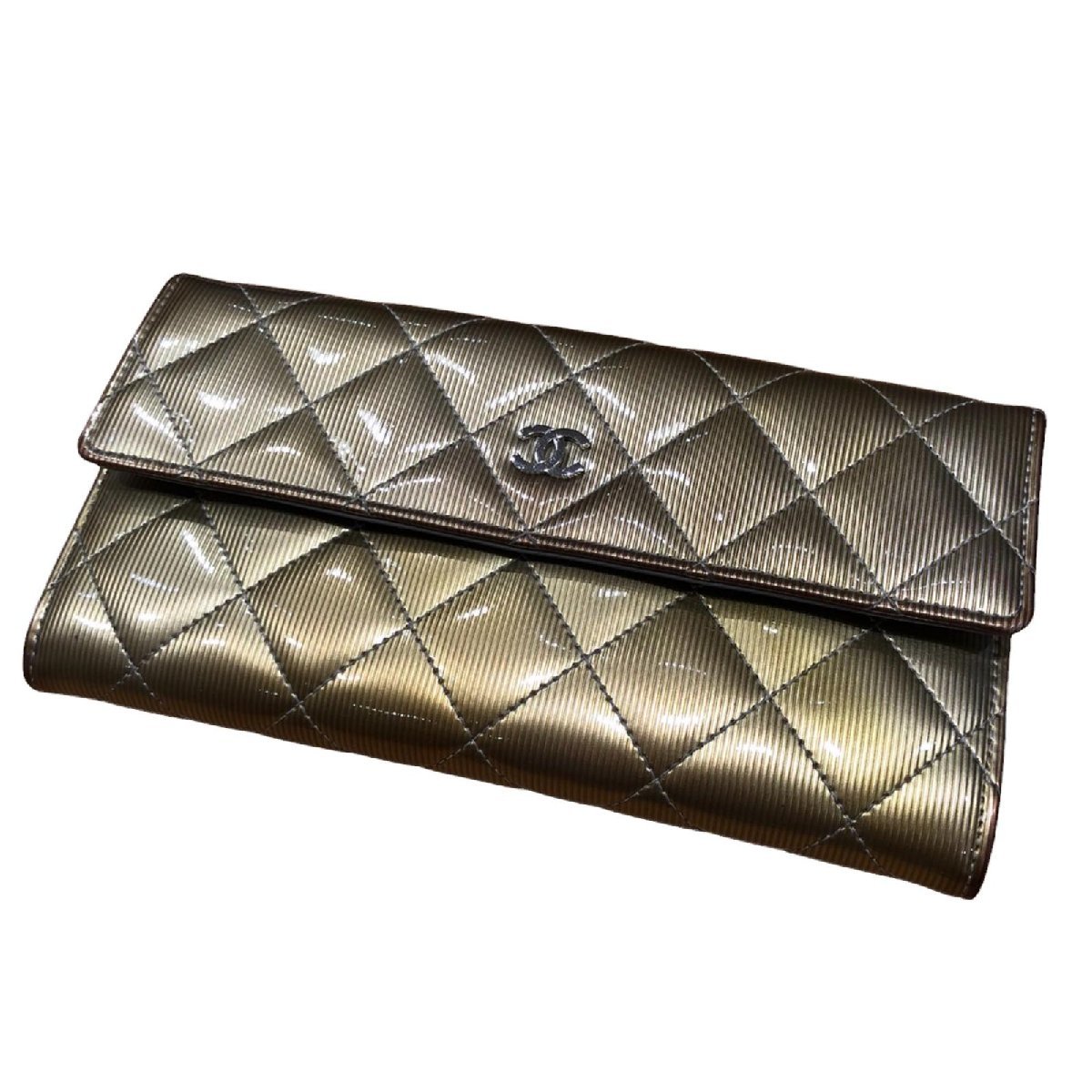 CHANEL シャネル 長財布 フラップ エナメルレザー ゴールド キルティグ ココマークボタン
