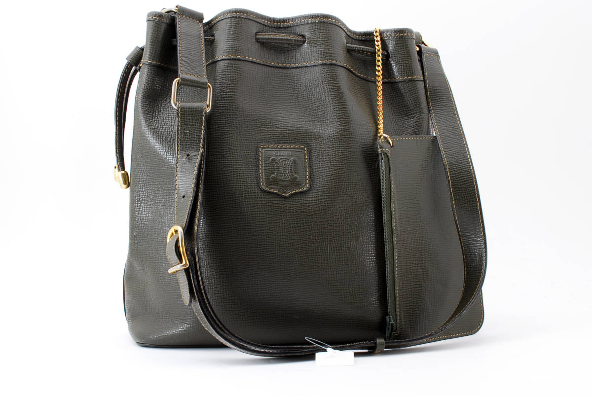 1円スタート〜【新品未使用タグ付き】セリーヌ CELINE マガタム 6連キーケース レザー ブラック ゴールド金具 タグ付き 小物 鍵 CELINE セリーヌ レザー ビジネス トリオンフ 関税・送料込