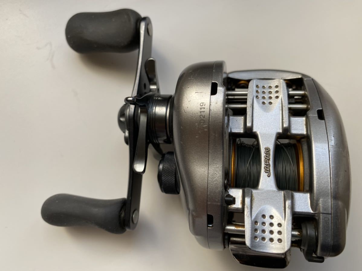 シマノ 07 メタニウムMg7 右 シマノ 07 メタニウム (右 右ハンドル(箱