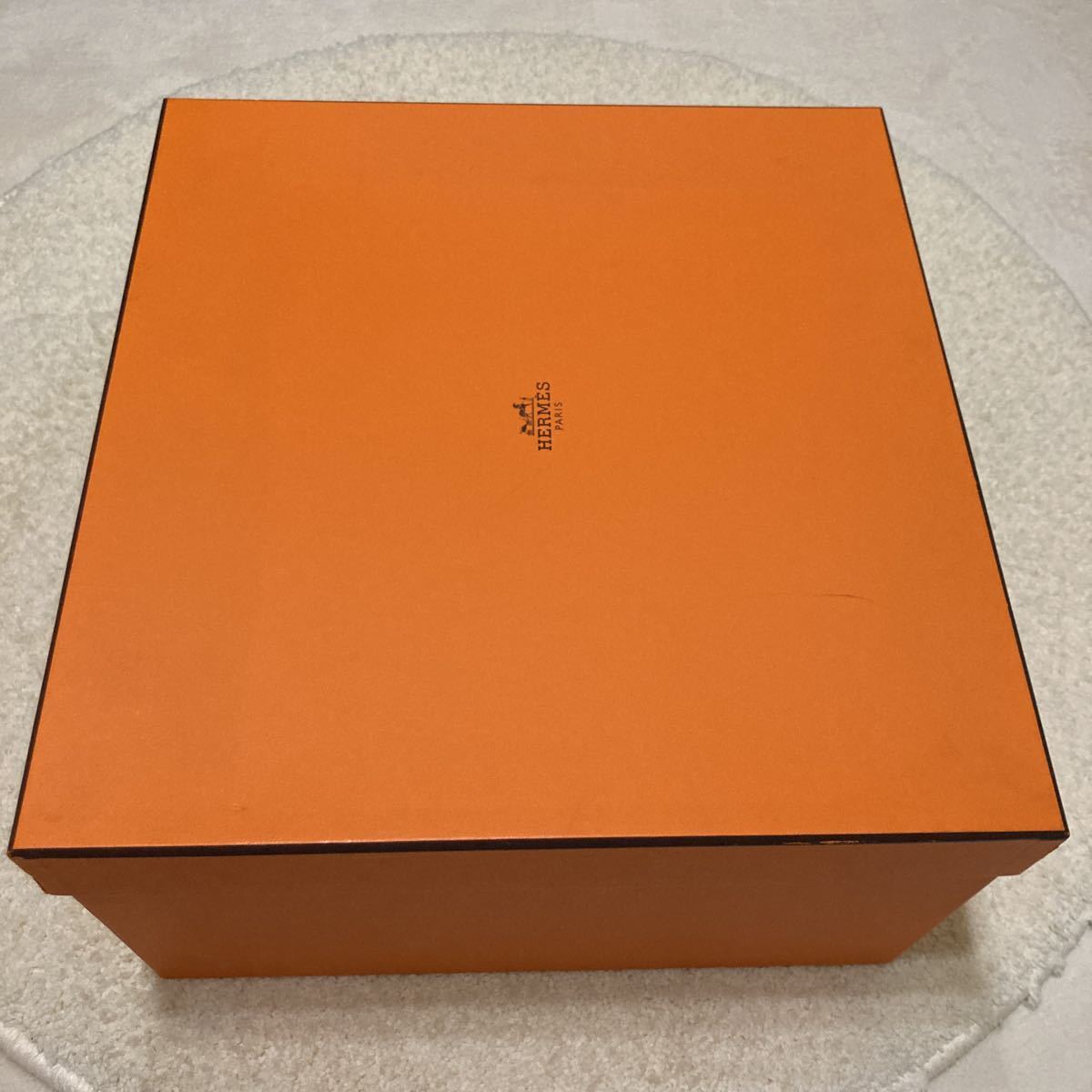 Yahoo!オークション - バーキン35 エルメス 空箱 41.5×39.5×22