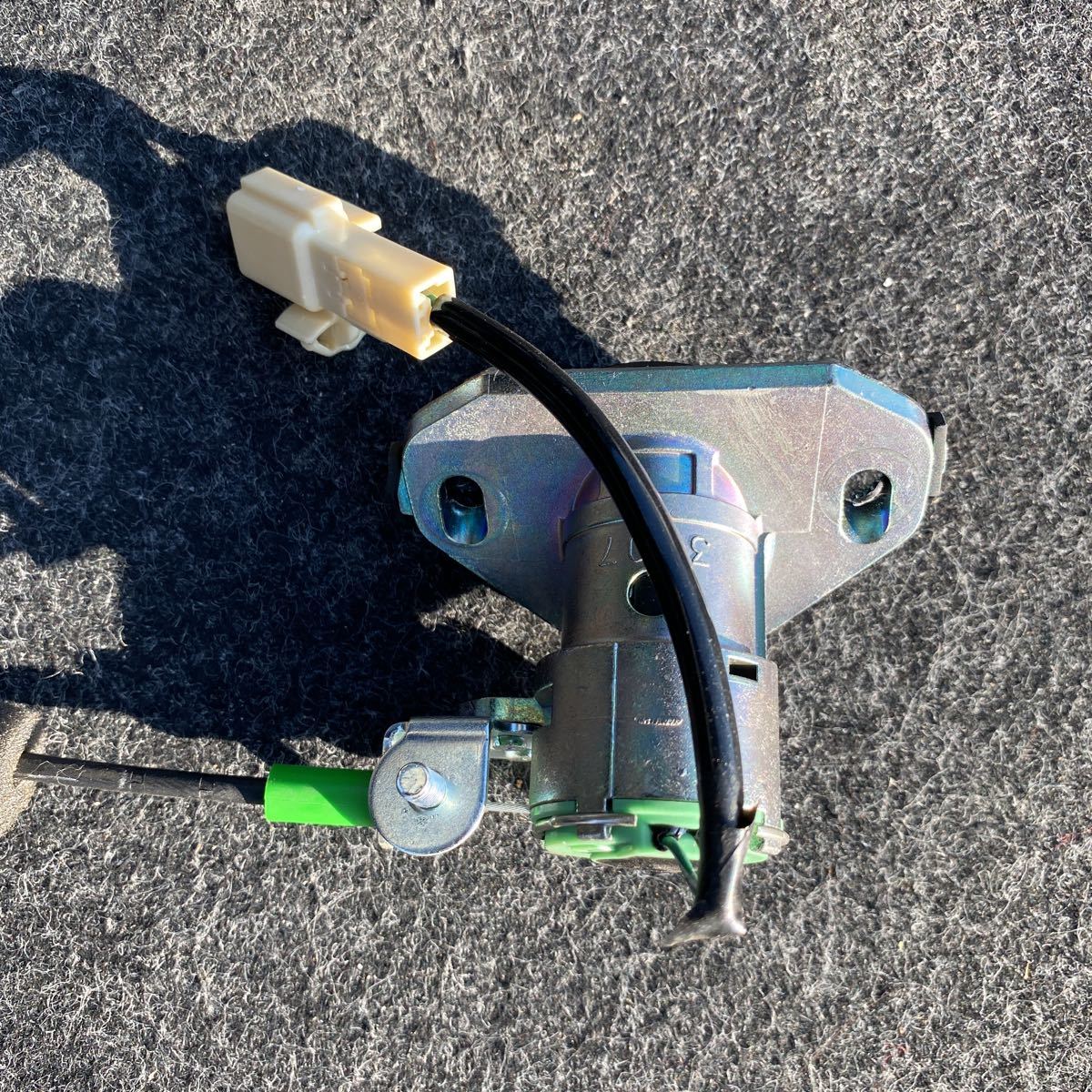 トヨタ イージークローザー レクサス UVF45 URS206 トランク クラウンマジェスタ イージークローザーモーター トランクモーター LS クラウン マジェスタ モーター 2026年最新Yahoo!オークション トランクリッド RX20系