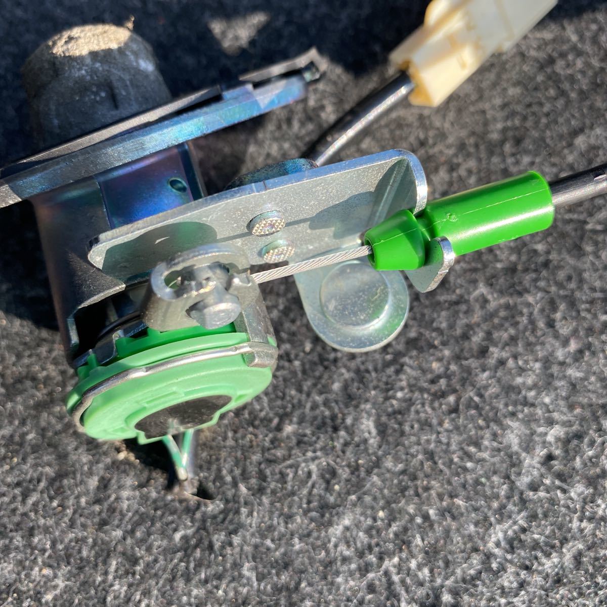 トヨタ イージークローザー レクサス UVF45 URS206 トランク クラウンマジェスタ イージークローザーモーター トランクモーター LS クラウン マジェスタ モーター 2026年最新Yahoo!オークション トランクリッド RX20系