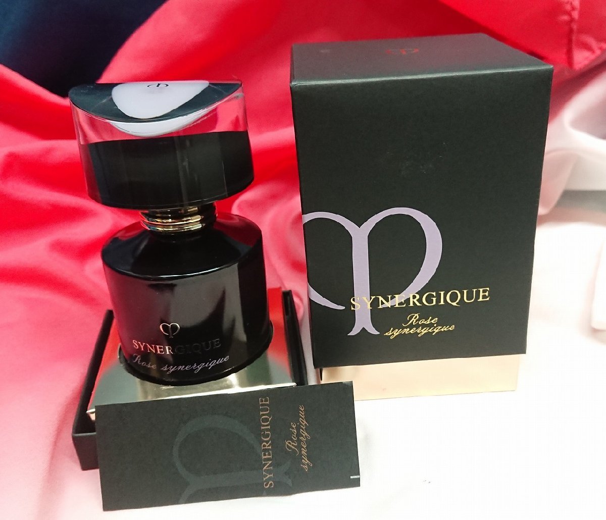格安，大得価 ＄ 資生堂 クレ ド ポー ボーテ シナクティフ ローズシネルジック オードパルファム 50ml オ 最高峰ライン 香水 化粧品 KH6762(その他)｜売買されたオークション情報、yahooの商品情報をアーカイ クレ・ド・ポー ボーテ