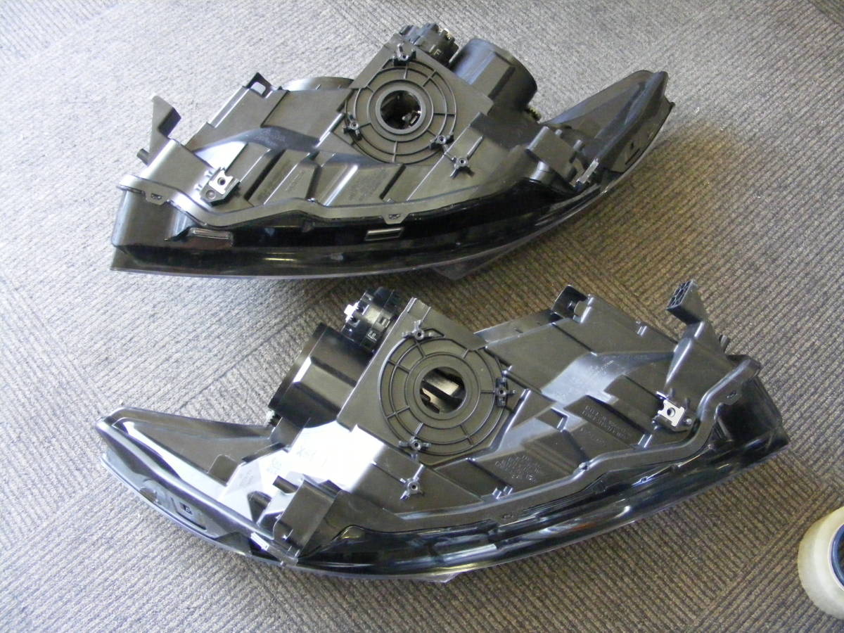 希少極上品 ホンダ CRZ ZF1 前期 HIDヘッドライト左右セット 品番 