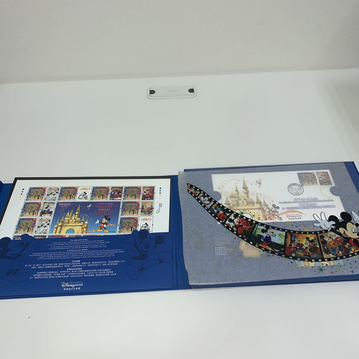 香港 ディズニーランド 50周年 フレーム切手 バッジ グッズ 非売品 