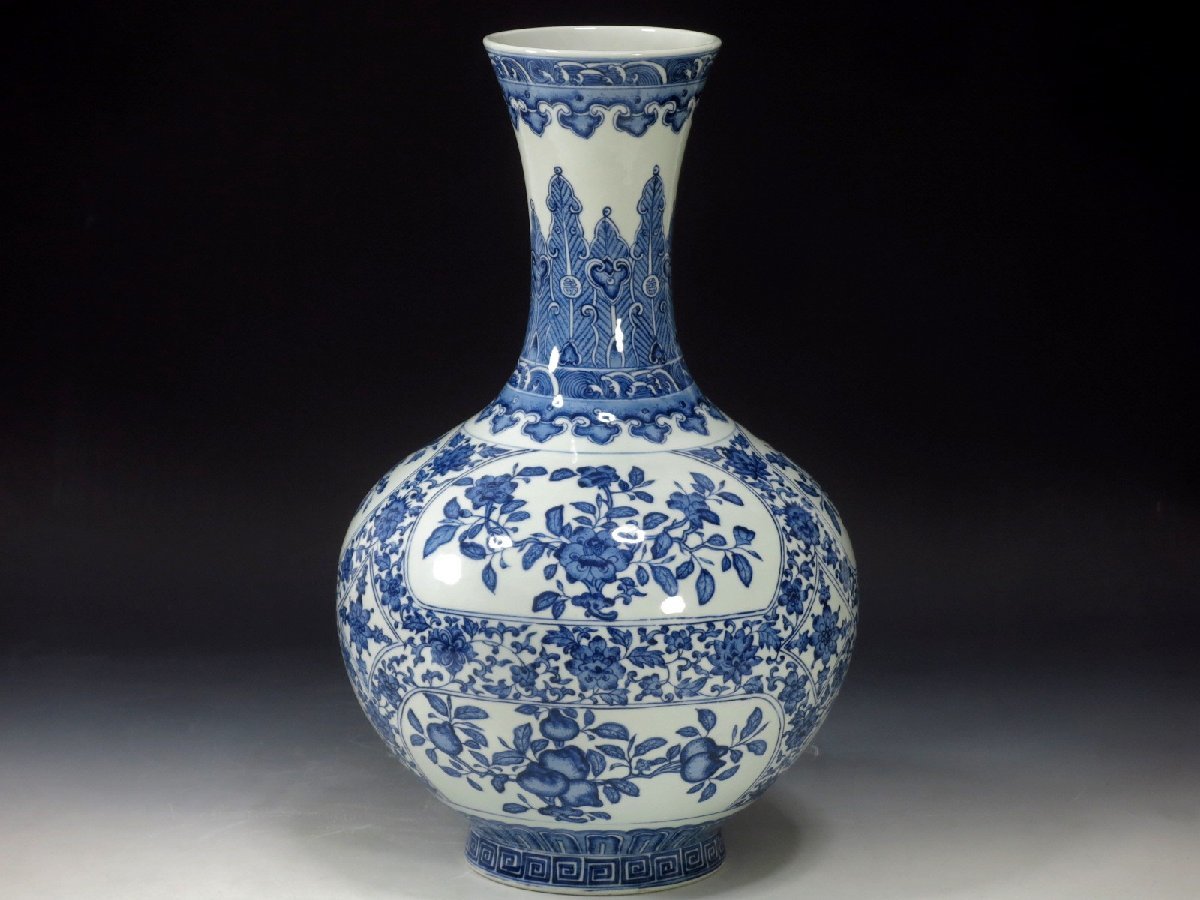 大清乾隆年製銘 中国美術 骨董 0 藍地紋粉彩冬瓜瓶 時代物 清乾隆 豆 
