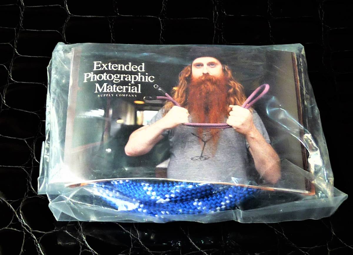 YSTB3241　ヨセミテ・カメラストラップ　Yosemite Strap　TUNNEL BLUE（トンネルブルー） 111cm　30024