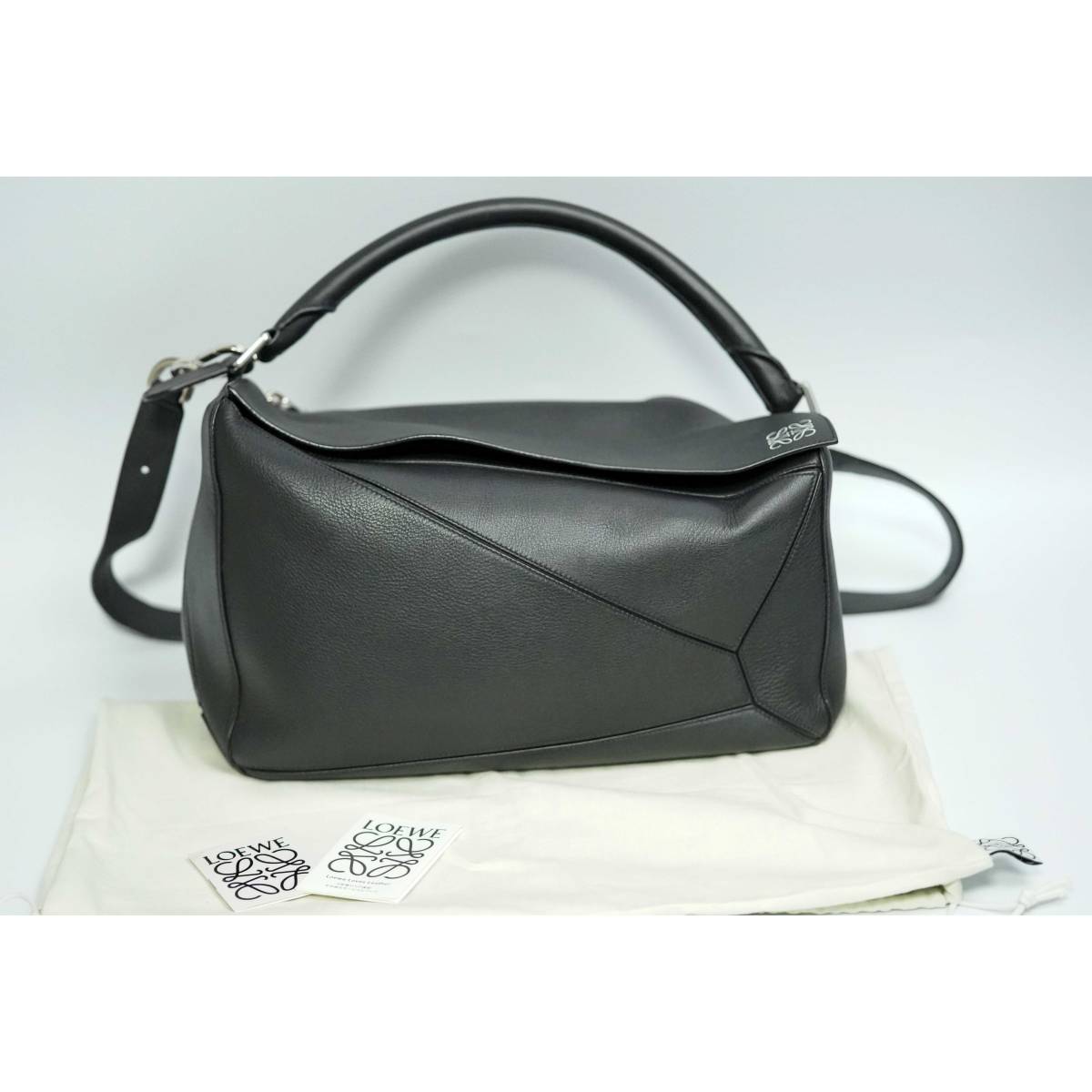 超美品 2020年 国内購入 付属品完備 ロエベ LOEWE パズルバッグ ラージ 