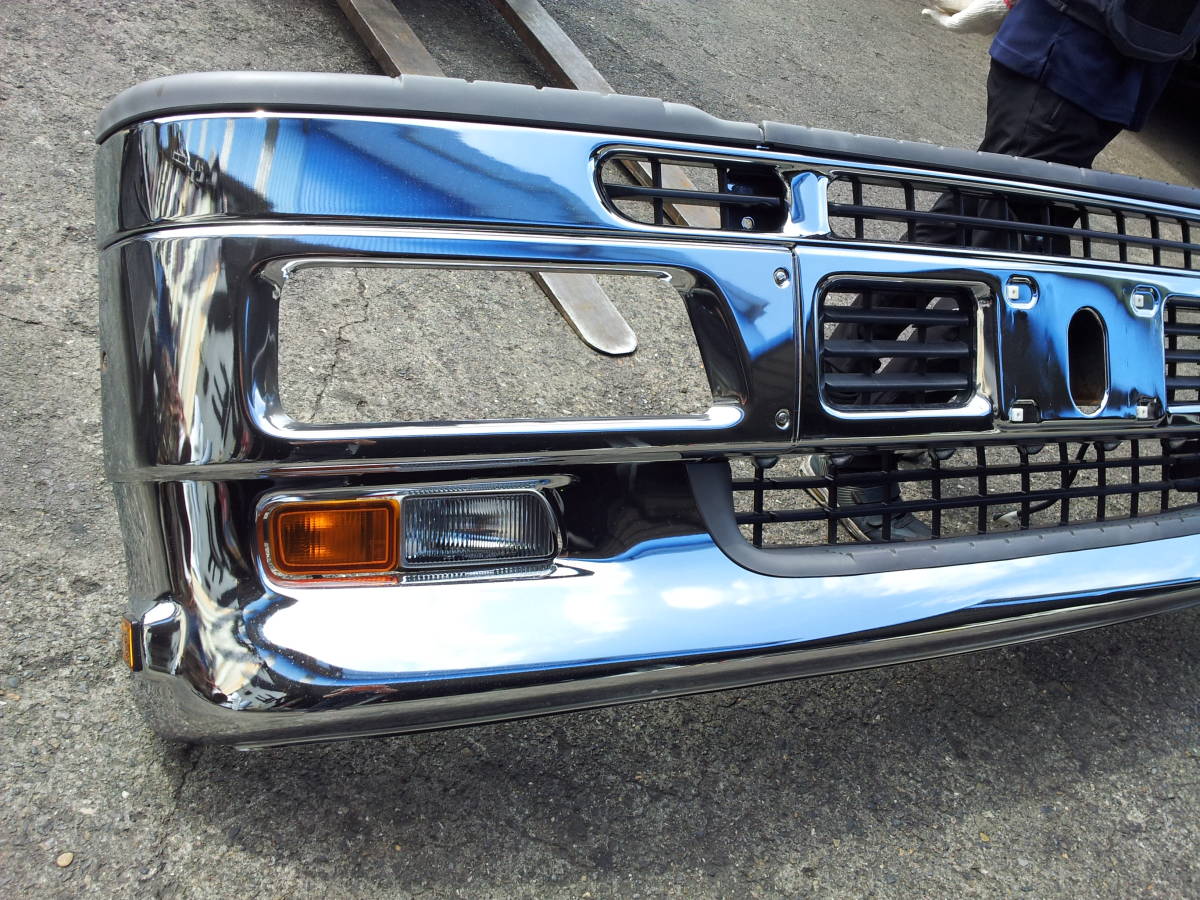 ファイブスターギガ フロントバンパー 純正メッキ 美品