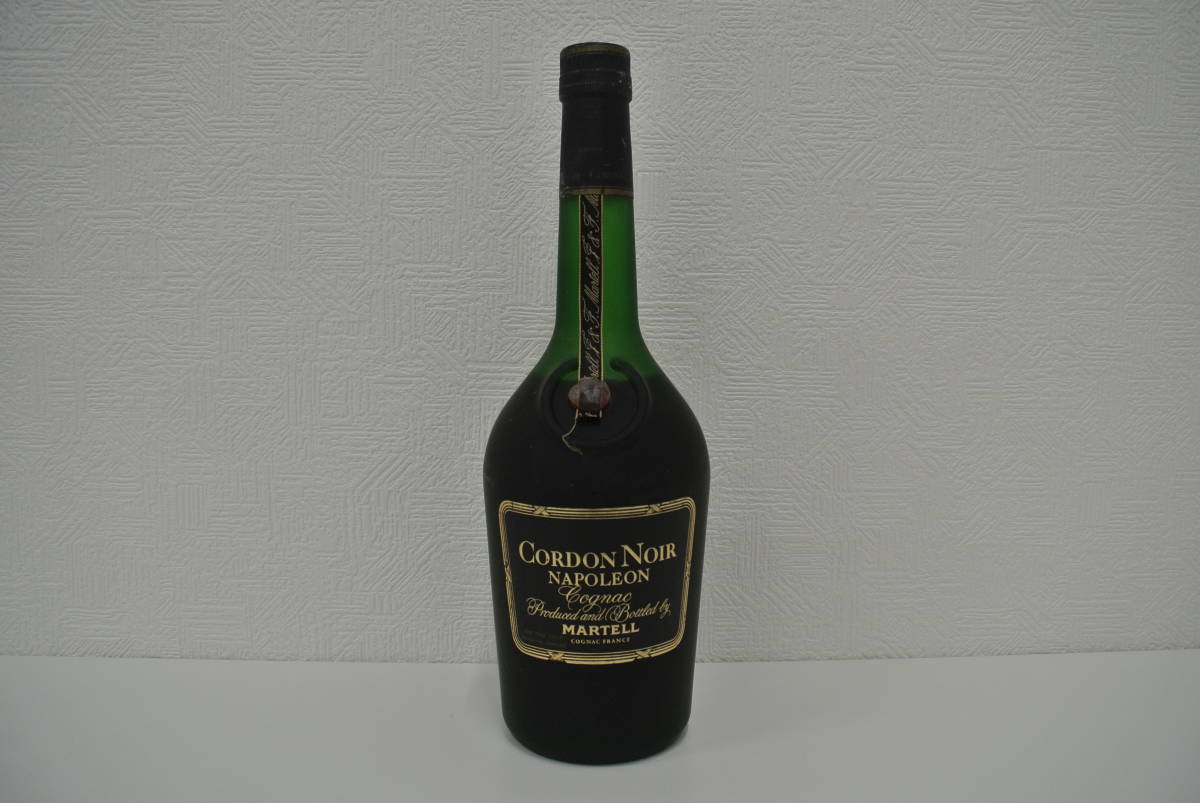 定番人気，HOT 酒祭 洋酒祭 マーテル コルドンノワール ナポレオン 700ml 40% 未開栓 コニャック ブランデー MARTELL CORDON NOIR NAPOLEON COGNAC(コニャック)｜売買されたオークション情報、yahooの商品情報をアーカイ コニャック