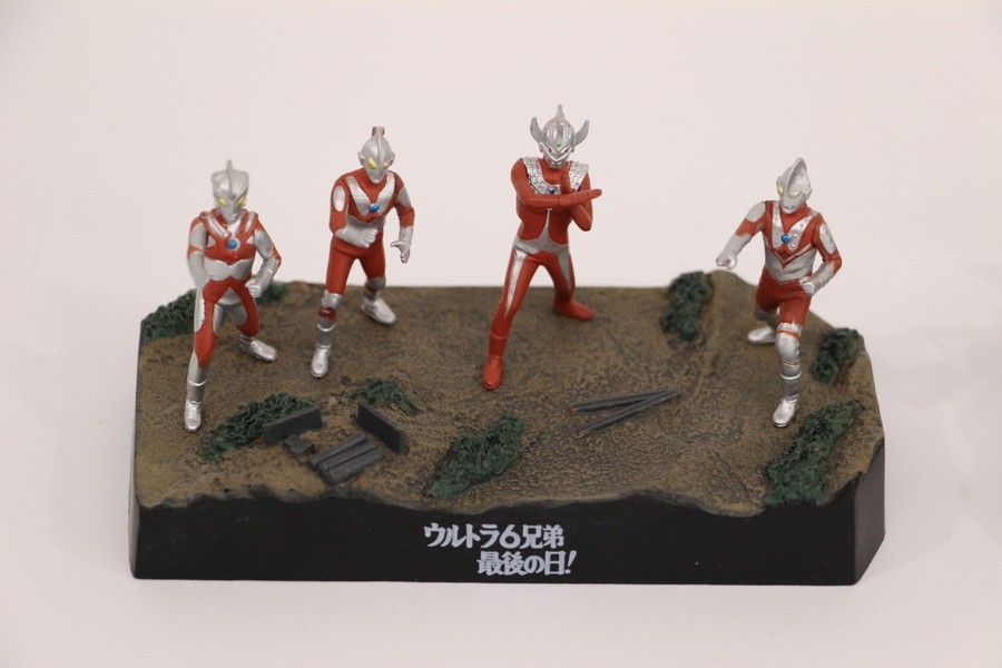 062 e2815 現状品 ウルトラ怪獣戯画 ウルトラ6兄弟 最後の日 