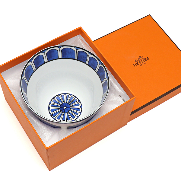 安い，送料無料 エルメス ブルーダイユール ボール HERMES(エルメス)｜売買されたオークション情報、yahooの商品情報をアーカイブ公開 - オークファン エルメス