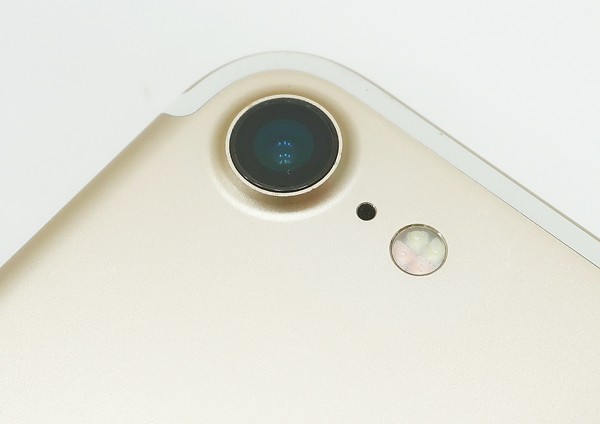◇ジャンク【au/Apple】iPhone 7 128GB SIMロック解除済み MNCM2J/A