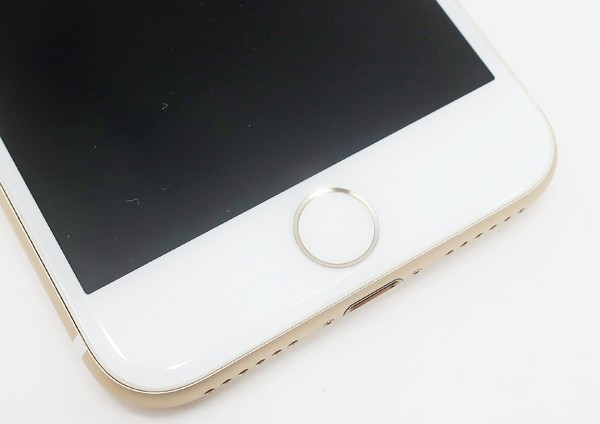 ◇ジャンク【au/Apple】iPhone 7 128GB SIMロック解除済み MNCM2J/A