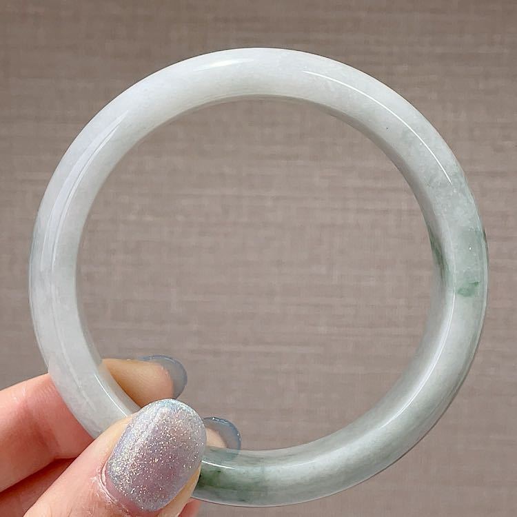新入荷】本翡翠保証！天然翡翠バングル 漂花 内径約59.9mm 鑑定書付