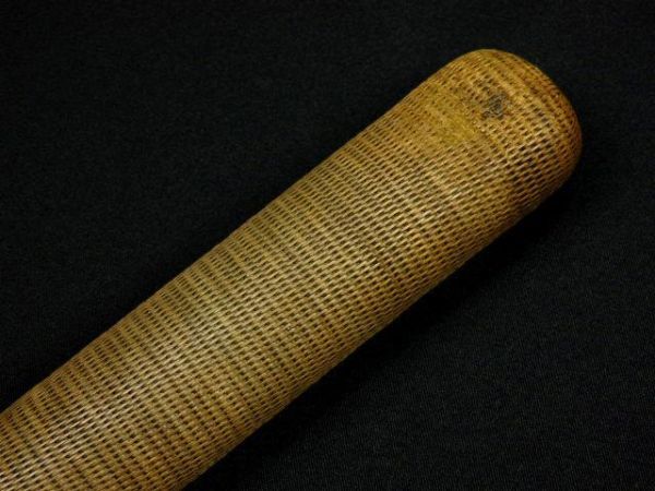 □時代物 網代編みに 銀製縁提げ金具作り 煙管筒、検索 提げ物 緒締め □時代物 網代編みに 銀製縁提げ金具作り 煙管筒、検索 提げ物 緒締め