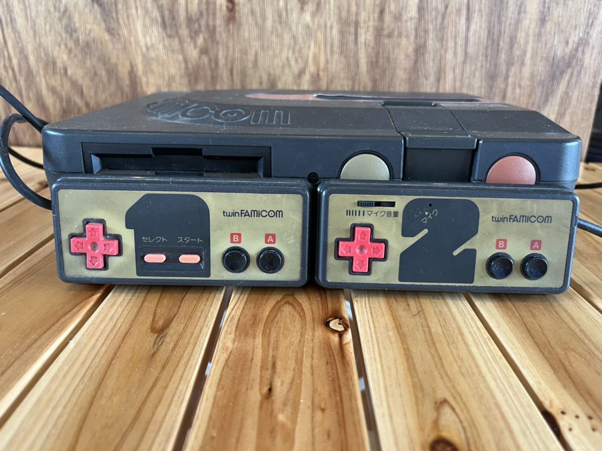 動作未確認□ 【動作品】ツインファミコン本体(黒:初期型/AN-500B