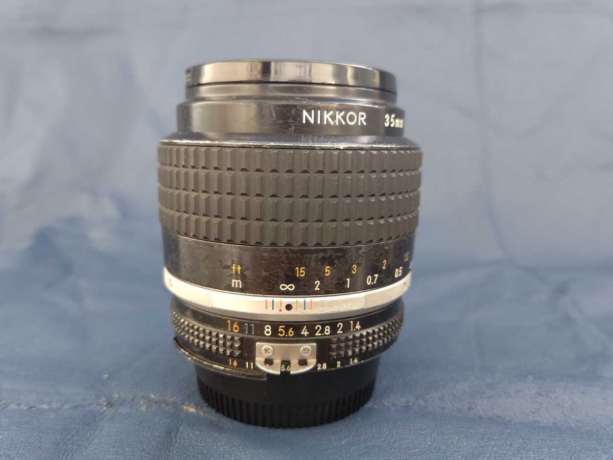 Aiニッコール35mm f1.4S とても明るく他のレンズでは表現出来ない作品が創れます。是非使ってみて下さい。きっと魅了される事と思います。