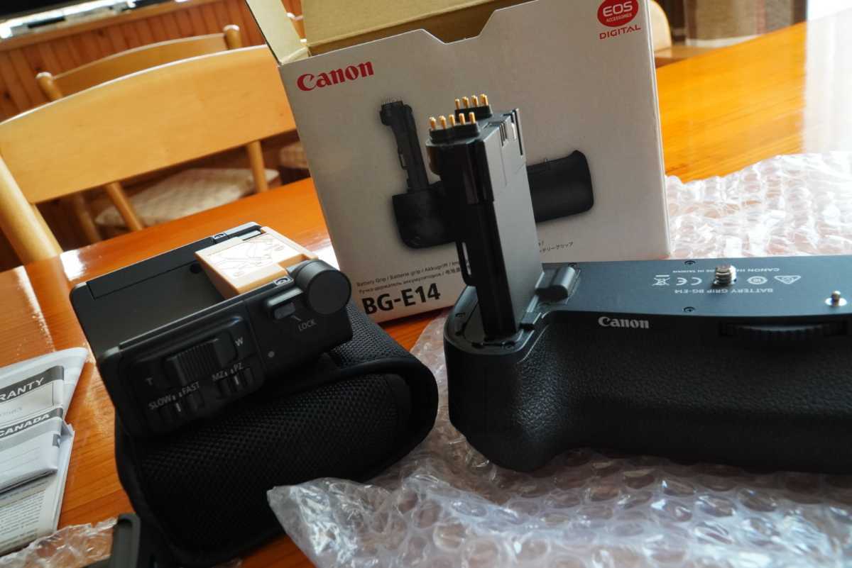Canon バッテリーグリップ BG-E14 EOS80D EOS90D パワーズーム