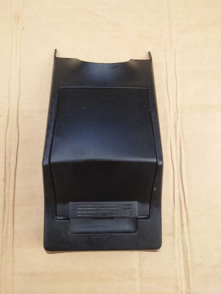GPZ400F タンク小物入れ蓋フタカバータンクカバー