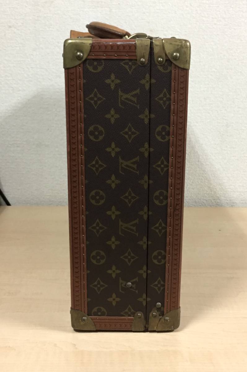 ○市上最安値！本物保証 ルイヴィトン コトヴィル50 証明カード/領収書/鍵 LOUIS VUITTON 50 COTTE VILLE 21422モノグラム トランク ケース コトヴィル50 M21422 ルイ・ヴィトン イニシャルKN入り コトヴィルの通販 ルイヴィトンのアタッシュケース「コトヴィル40」をお買取りしました