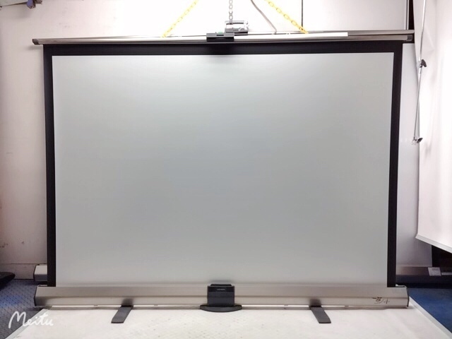 ☆UCHIDA/プロジェクタースクリーン/ KPR-80V 80型 /引き取り可能 在庫