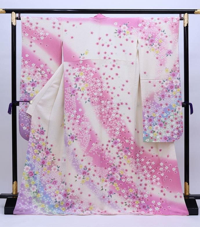 cherry★w1494fc★売り尽くし★均一セール★ 振袖コレクション♪★振袖 単品★成人式 卒業式 結婚式★前撮り【中古品/正絹 cherry fukuoka – 195g 株式会社たらみ フルーツゼリー⁄デザート