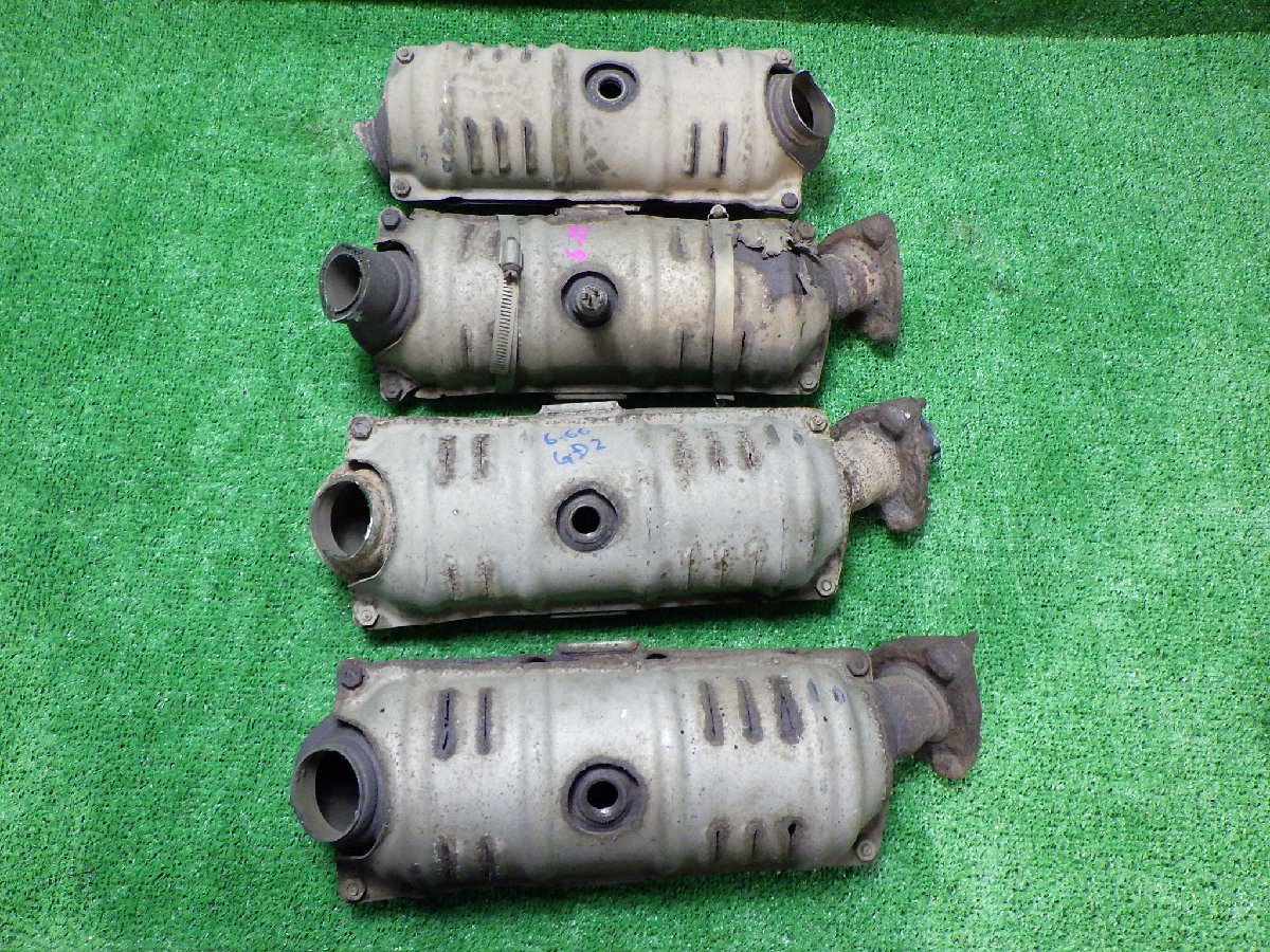ホンダ フィット GD2 素材用 4点セット 触媒&frasl;コンバーター&frasl;キャタライザー L13A 18160-PWA-J80 触媒 -  Yahoo!オークション 「触媒コンバーター」(マフラー)(ホンダ用 パーツ ホンダ
