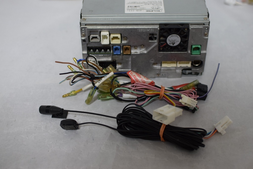 イクリプス AVN-Z03i メモリーナビ ECLIPSE メモリー 2013年