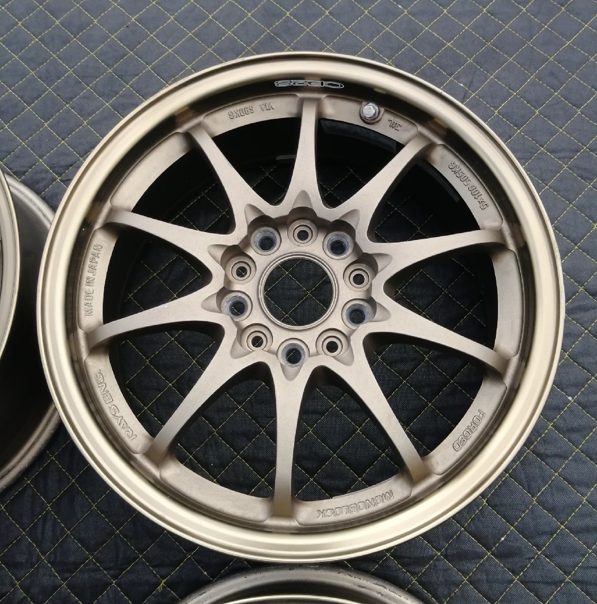 レイズ ボルクレーシング CE28N 鍛造 16インチ 7J +42 114.3 5穴 4本 