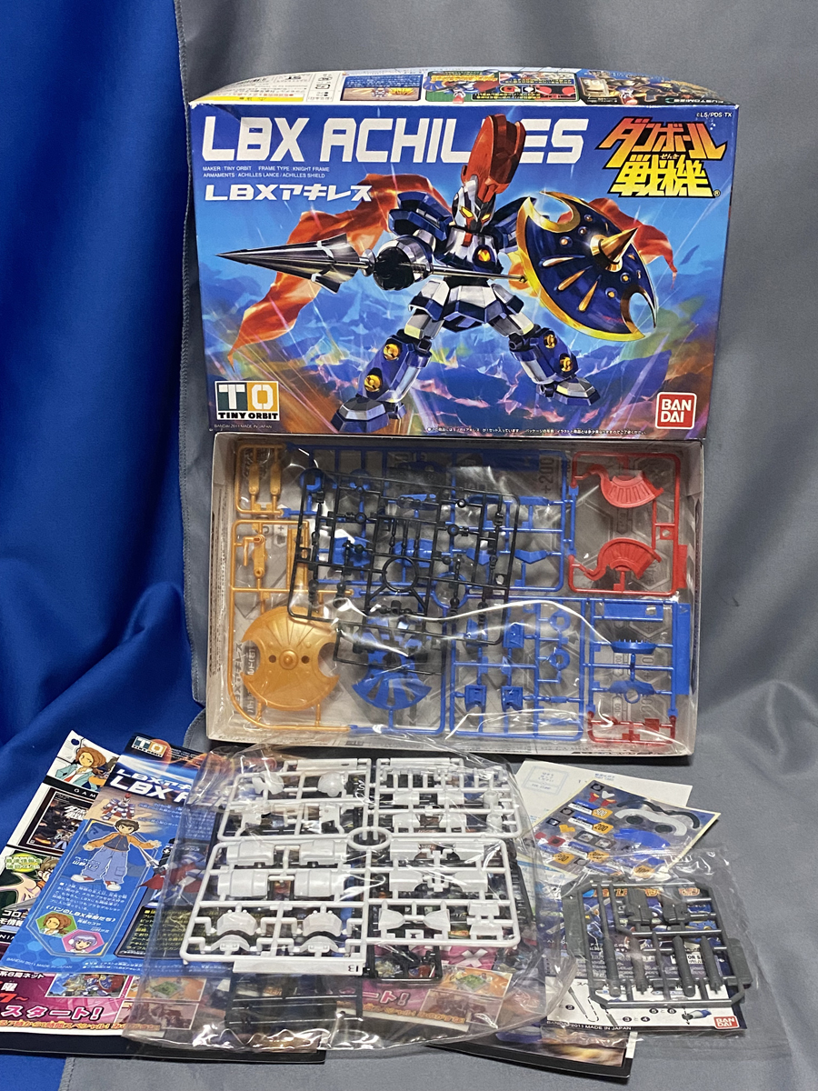 ダンボール戦機 LBXオーディン アキレス ジエンペラー セット 未開封 LBX ダンボール戦機』15周年を記念して 「ハイパーファンクション