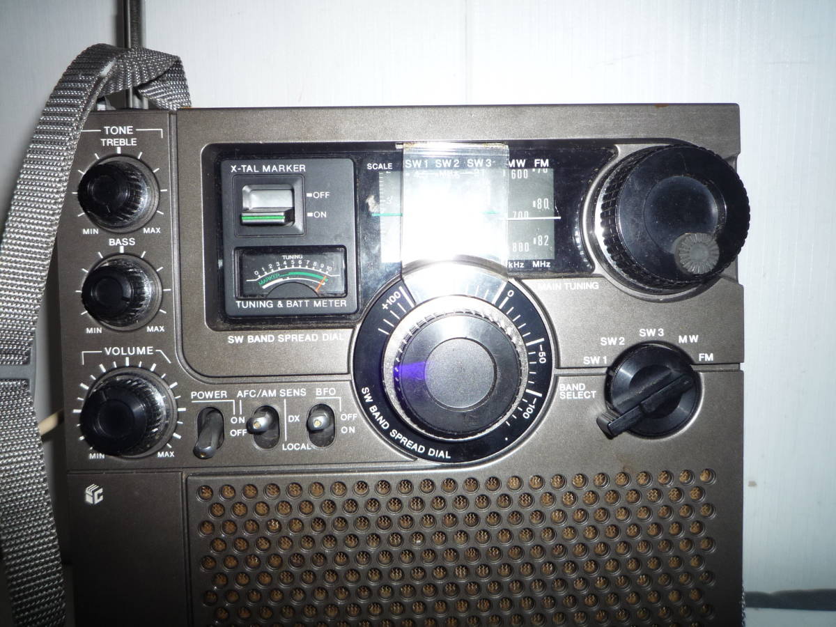 O-4283　ジャンク　SONY FM/AMBAND RECEIVER ICF-5900 Sony FE SONY Field Rent Version)